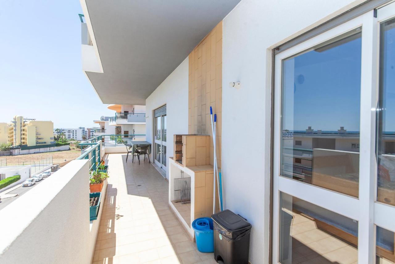Feia-Traia Vestfuse Hotel Лагос Екстериор снимка