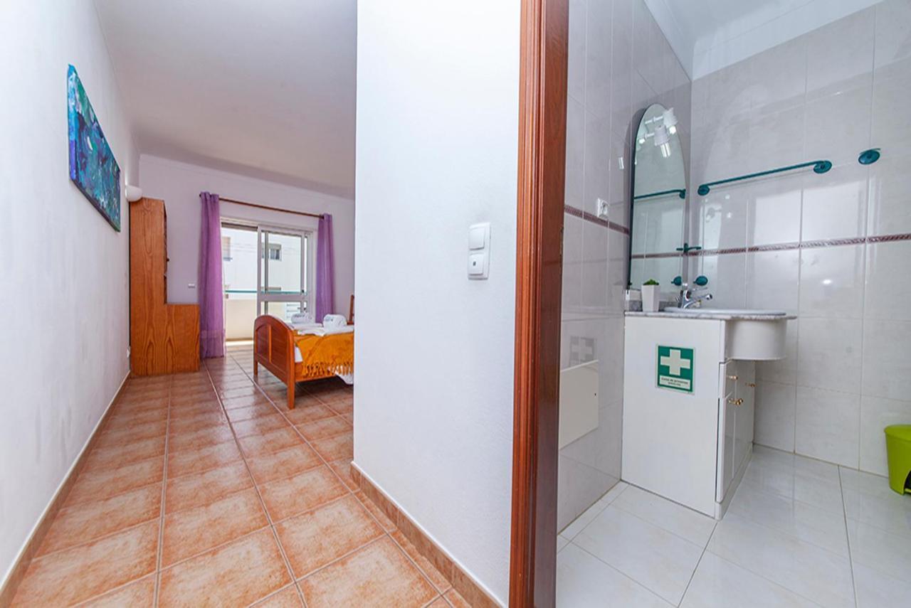 Feia-Traia Vestfuse Hotel Лагос Екстериор снимка